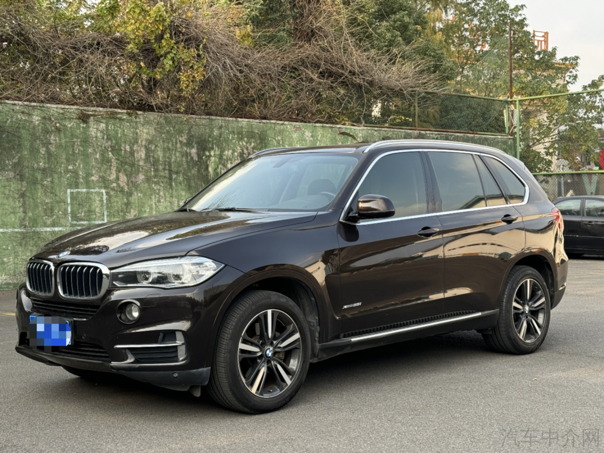 宝马X5 [进口] 2017款 3.0T 自动 四驱 汽油 中东版平行进口价格0万