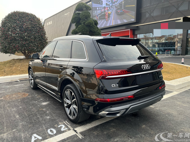 奥迪Q7 55 [进口] 2022款 3.0T 自动 运动型quattro-S-line 