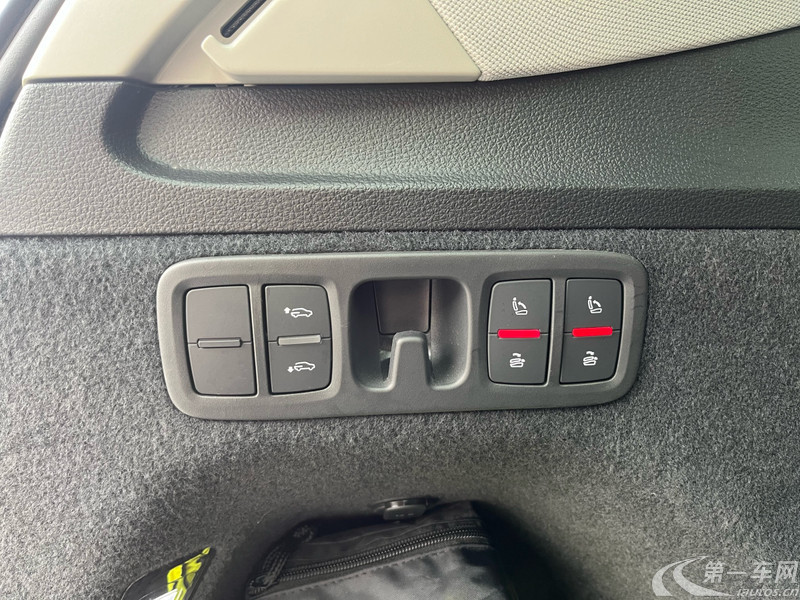 奥迪Q7 55 [进口] 2022款 3.0T 自动 运动型quattro-S-line 