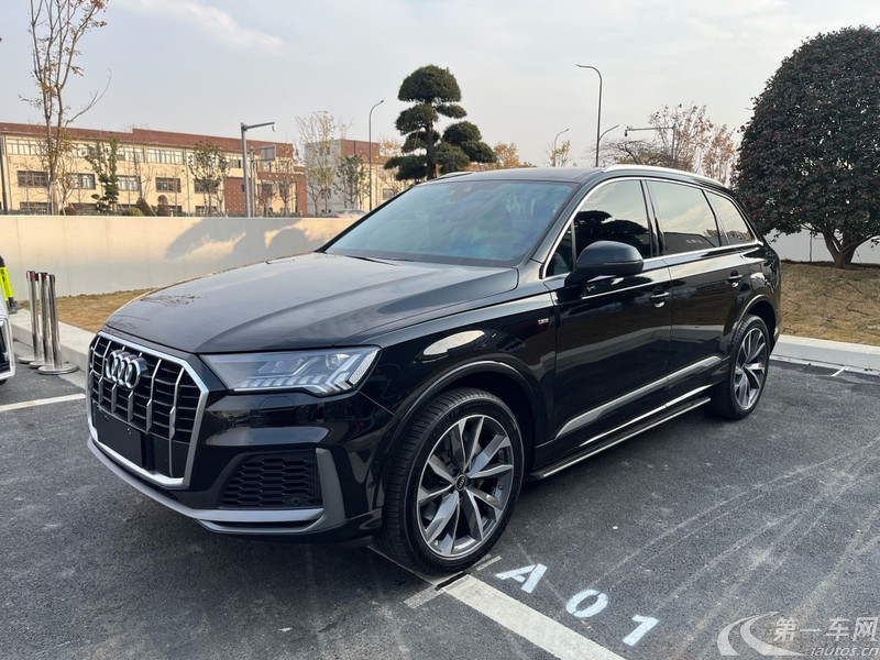 奥迪Q7 55 [进口] 2022款 3.0T 自动 运动型quattro-S-line 