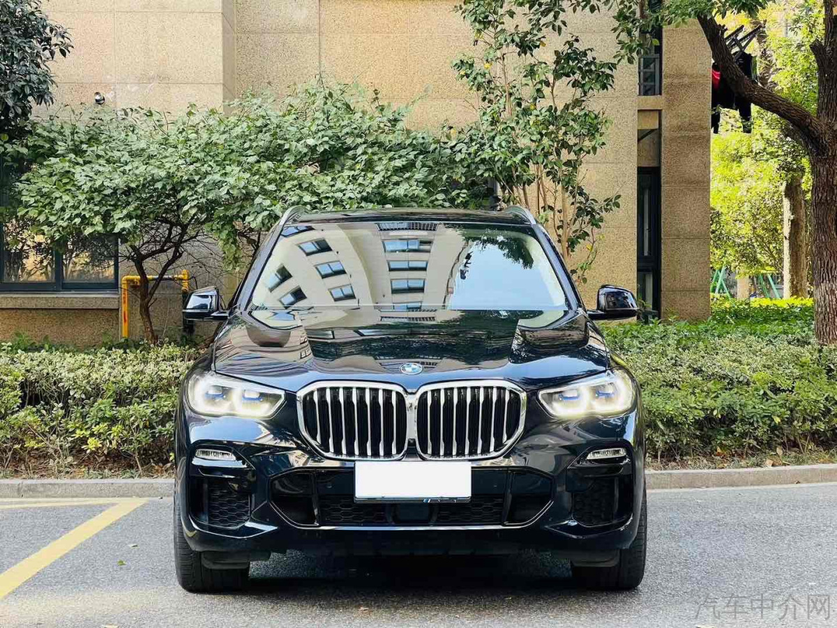 宝马X5 [进口] 2021款 3.0T 自动 四驱 汽油 改款尊享型M运动套装价格0万 