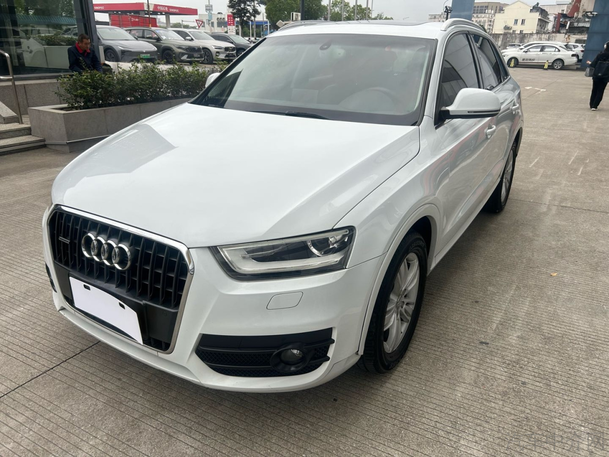 奥迪Q3 35TFSI 2013款 2.0T 自动 四驱 技术型 价格0万