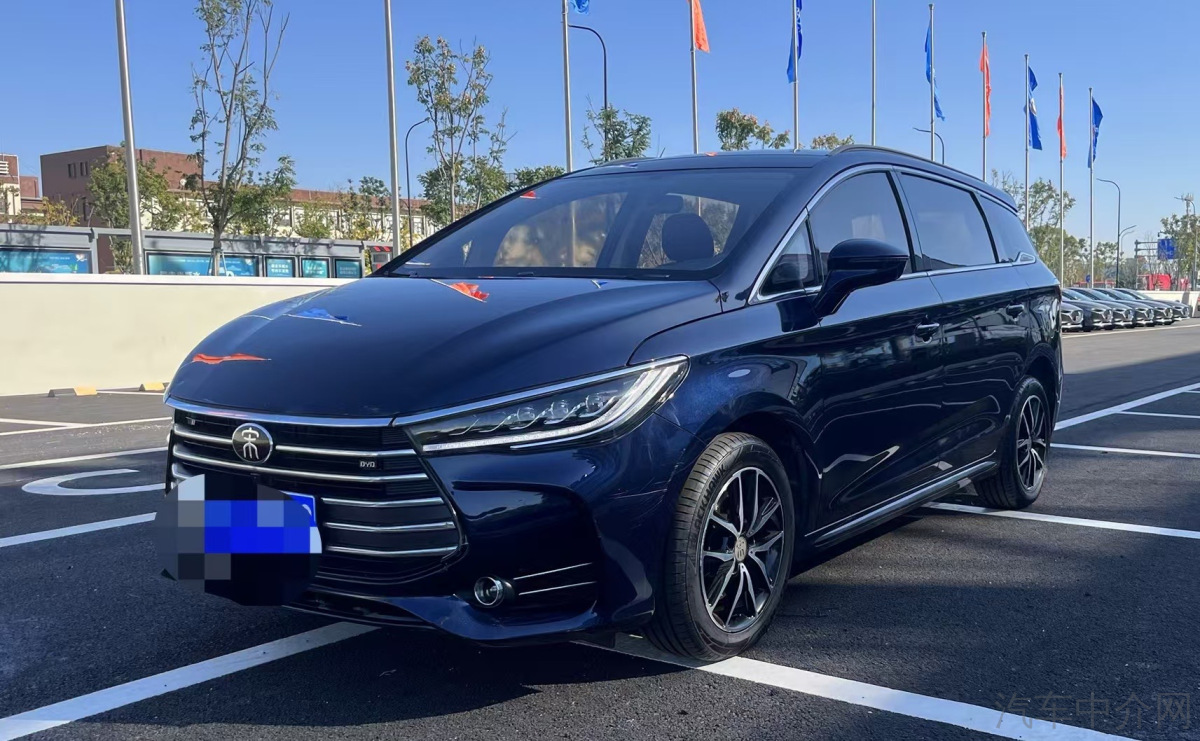 比亚迪宋MAX 2018款 1.5T 自动 前驱 智联豪华型 价格0万