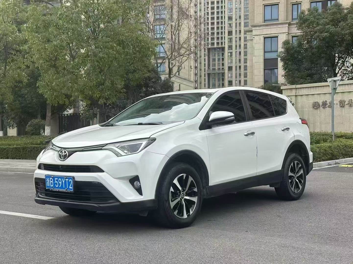 丰田RAV4 2018款 2.0L 自动 前驱 舒适版 价格0万