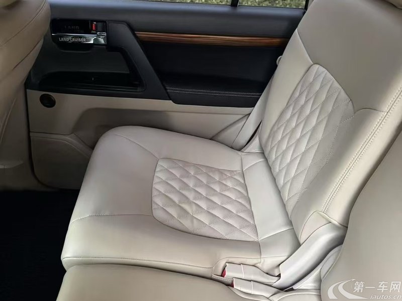 丰田兰德酷路泽 2016款 4.0L 自动 四驱 GX-R (国Ⅴ) 