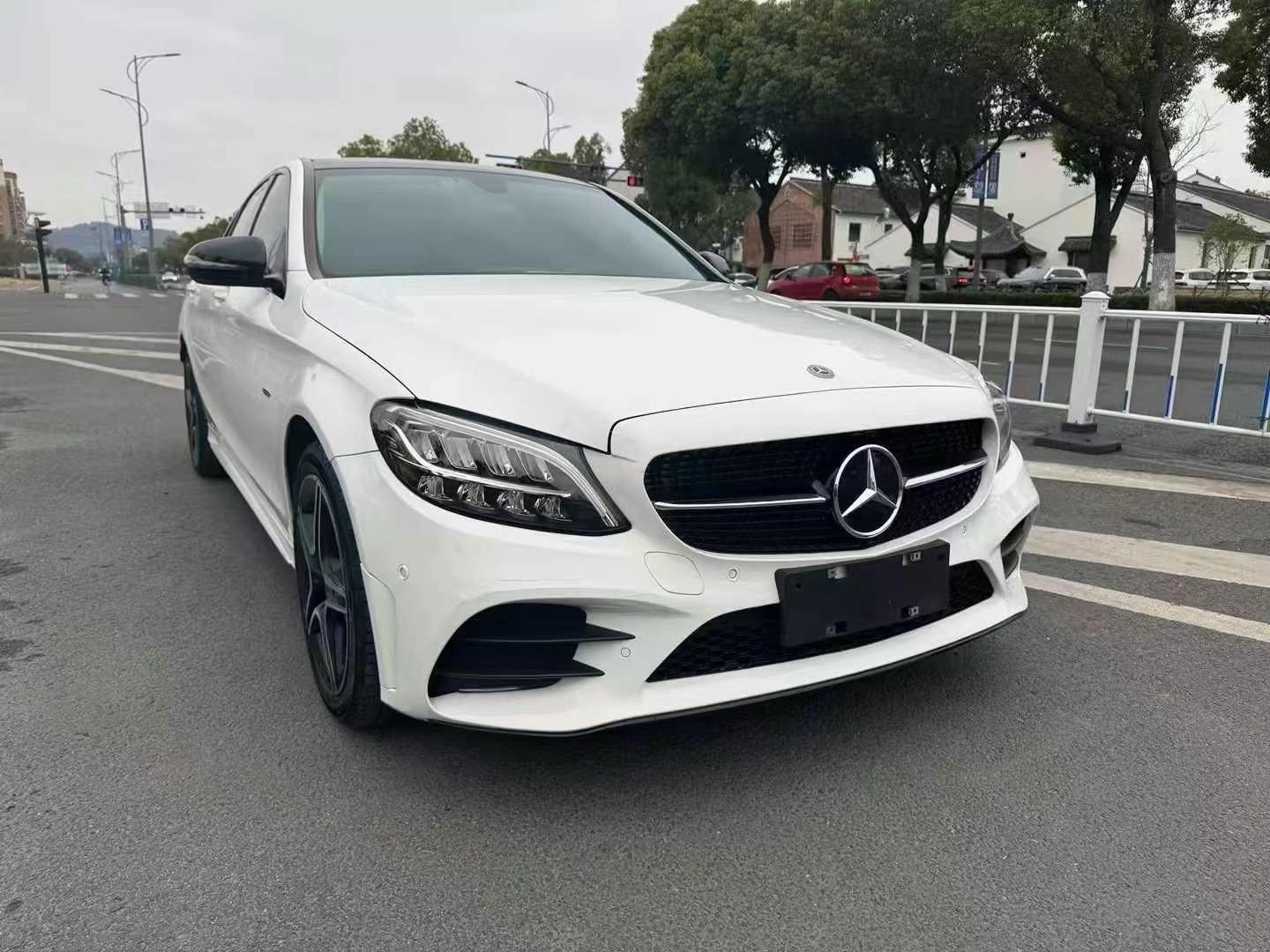 奔驰C级 C260L 2021款 1.5T 自动 运动星耀臻藏版 价格0万 