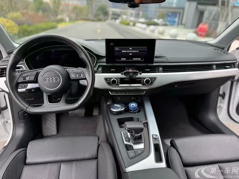 奥迪A4L 2022款 2.0T 自动 豪华动感型 (国Ⅵ) 
