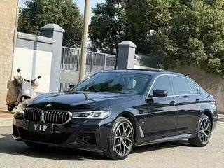 宝马5系 530Li 2.0T 自动 改款二尊享型M运动套装 