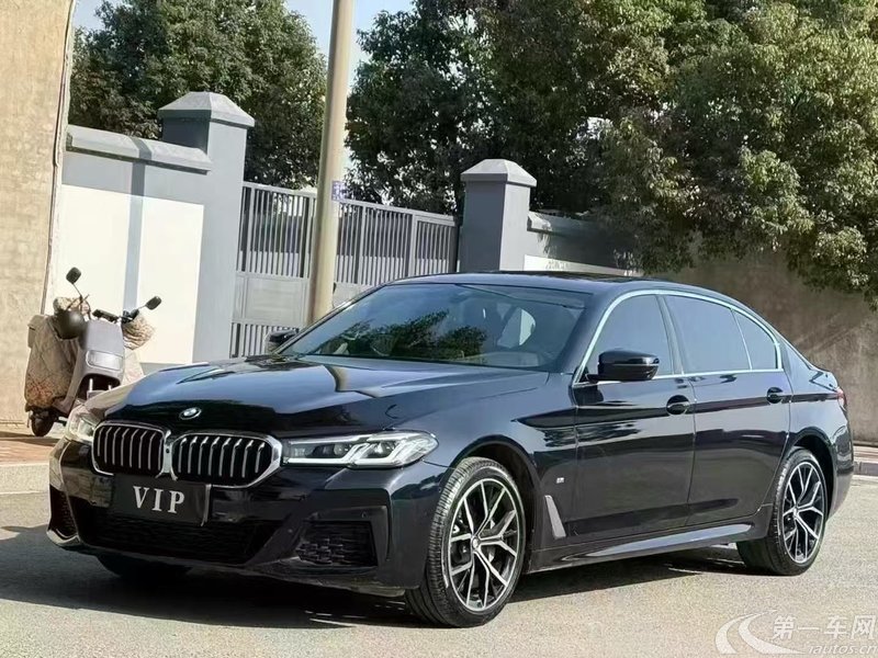 宝马5系 530Li 2022款 2.0T 自动 汽油 改款二尊享型M运动套装 (国Ⅵ) 