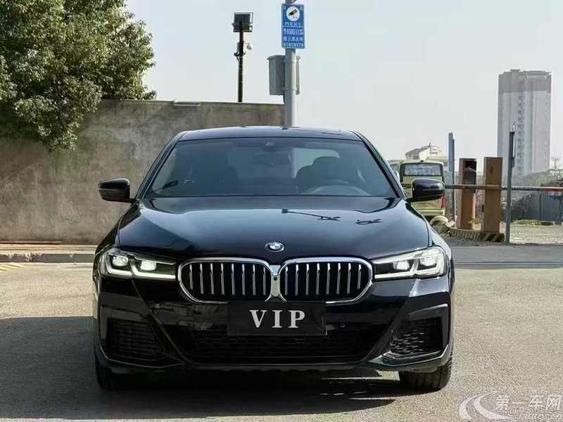 宝马5系 530Li 2022款 2.0T 自动 汽油 改款二尊享型M运动套装 (国Ⅵ) 