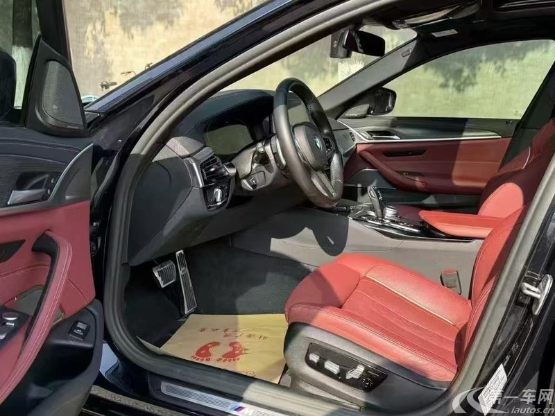 宝马5系 530Li 2022款 2.0T 自动 汽油 改款二尊享型M运动套装 (国Ⅵ) 