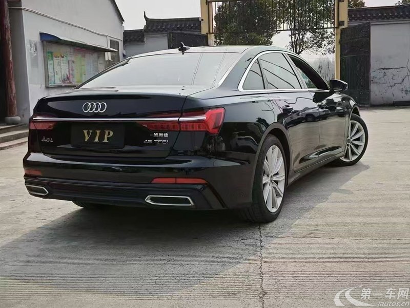 奥迪A6L 45TFSI 2021款 2.0T 自动 臻选致雅型 (国Ⅵ) 