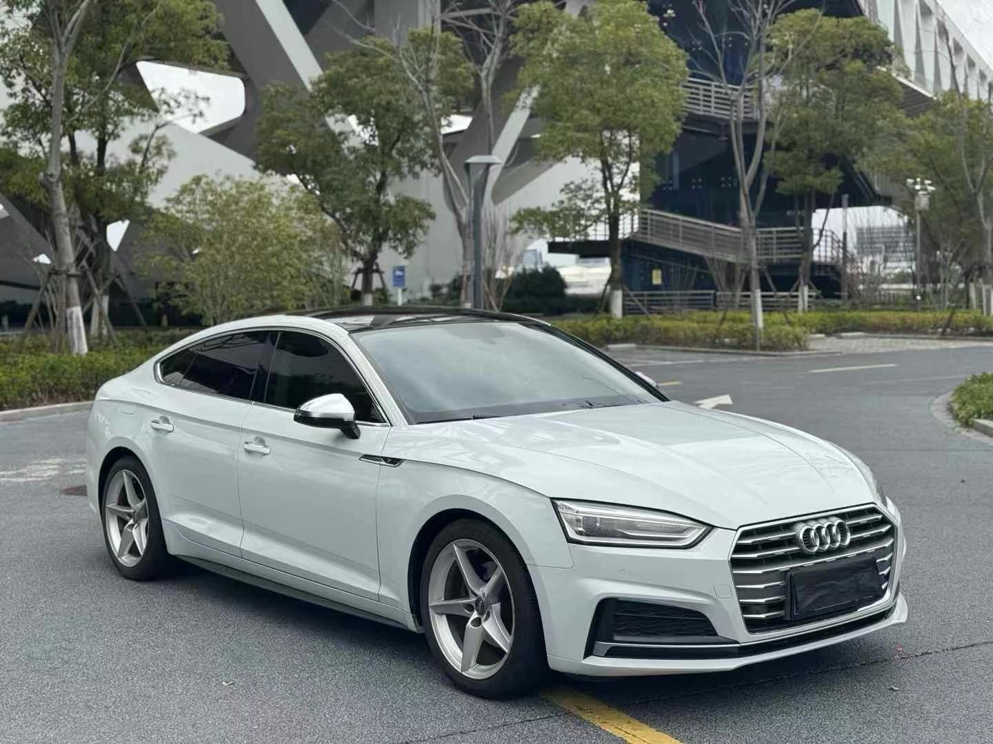 奥迪A5 Coupe 45TFSI [进口] 2017款 2.0T 自动 汽油 运动型价格0万 