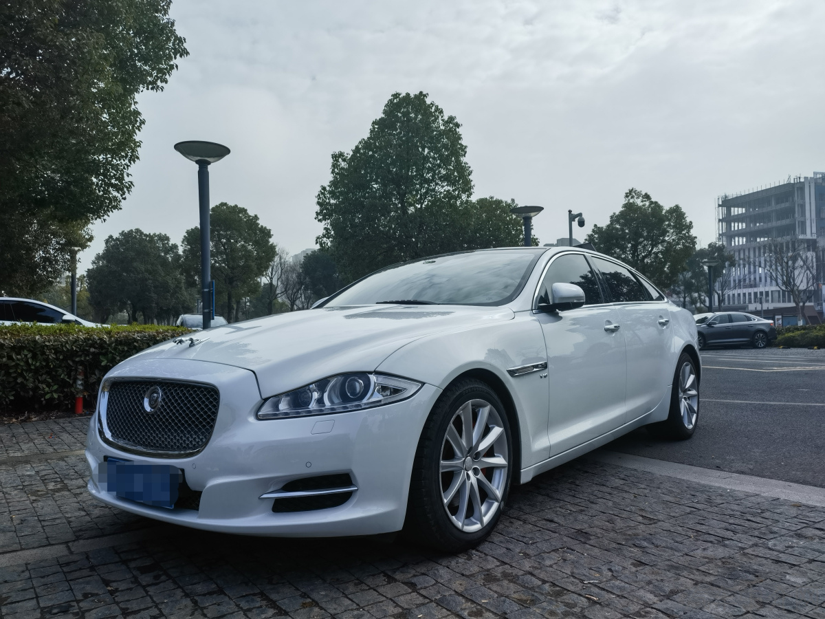 捷豹XJ L [进口] 2014款 3.0T 自动 汽油 旗舰商务版 价格0万