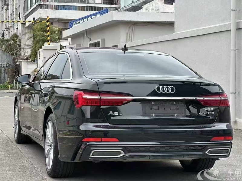 奥迪A6L 45TFSI 2021款 2.0T 自动 尊享致雅型 (国Ⅵ) 