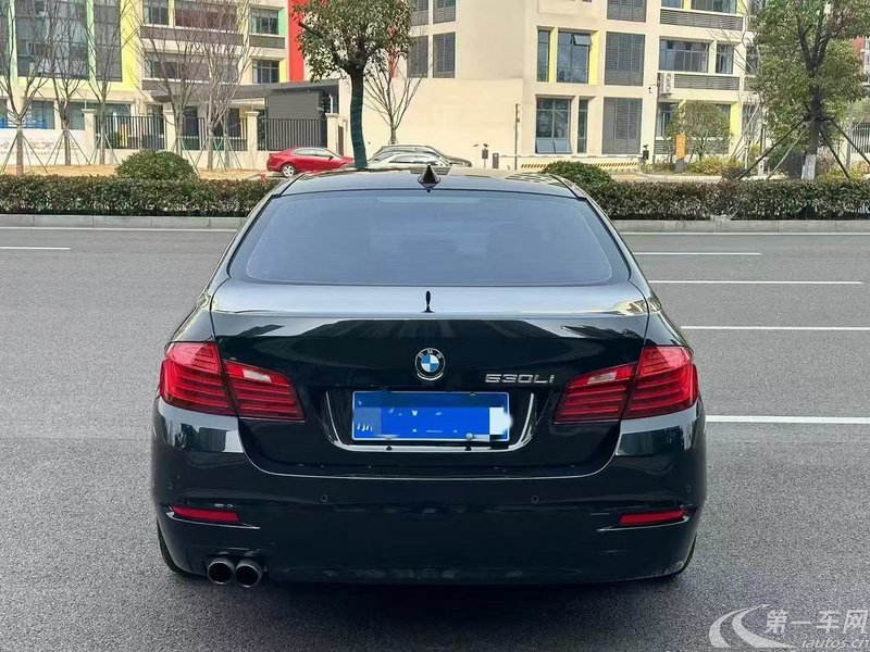 宝马5系 525Li 2014款 2.0T 自动 汽油 豪华设计套装 (国Ⅴ) 