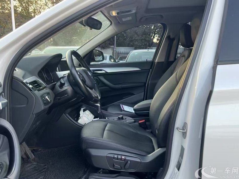宝马X1 xDrive20Li 2019款 2.0T 自动 四驱 汽油 豪华型 (国Ⅵ) 