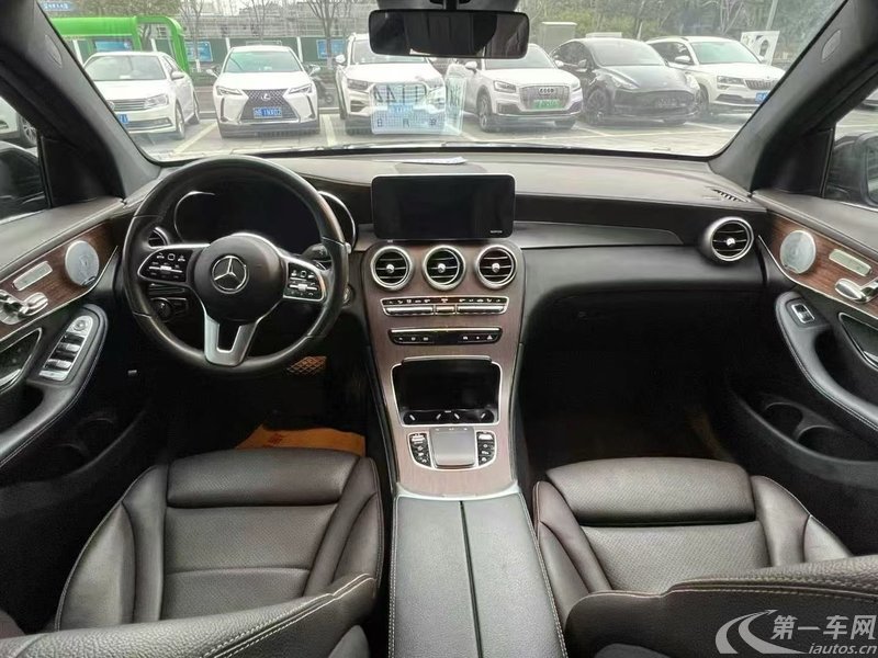 奔驰GLC GLC300L 2021款 2.0T 自动 豪华型 (国Ⅵ) 