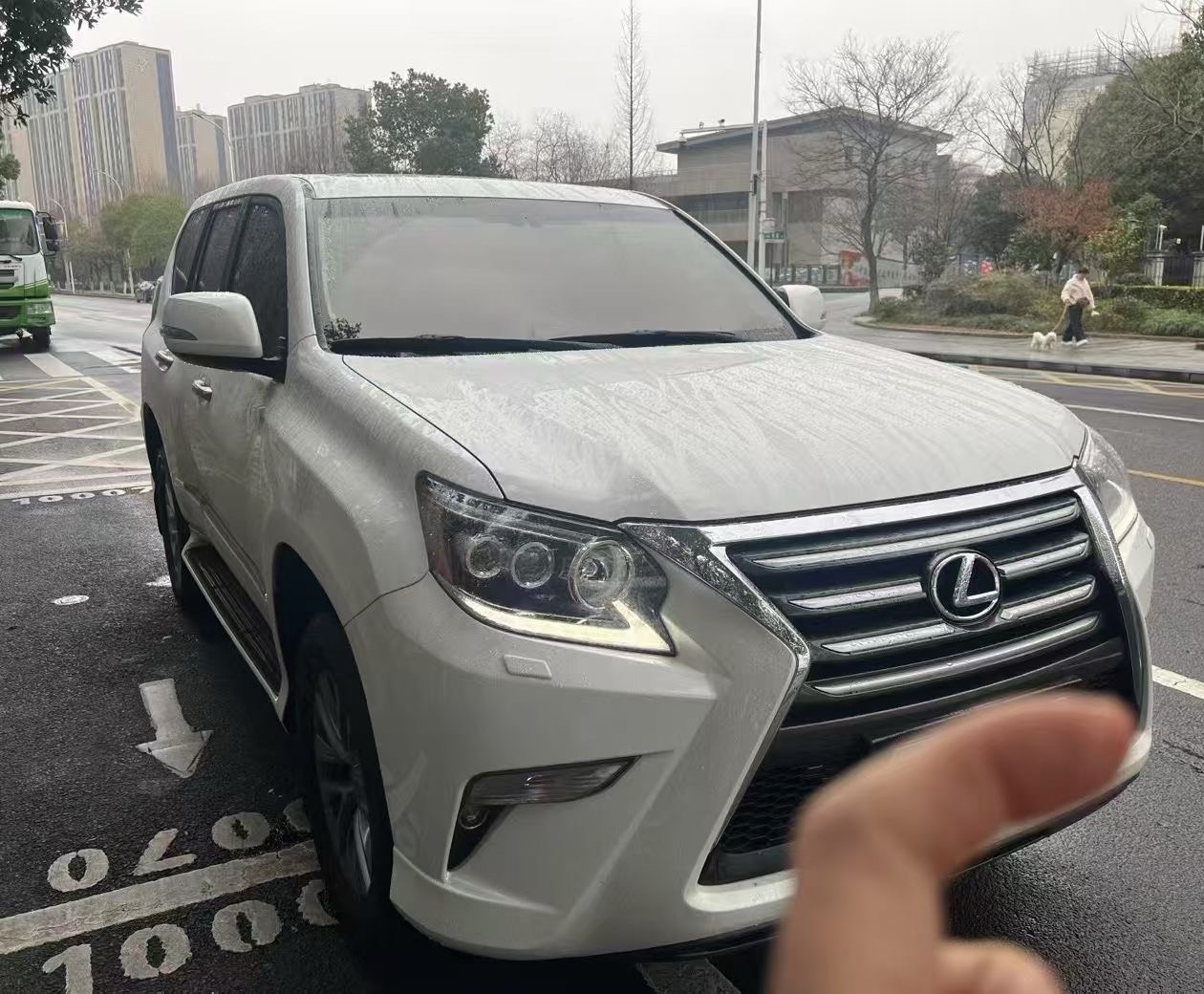 雷克萨斯GX 460 [进口] 2019款 4.6L 自动 四驱 运动型中东版平行进口价格0万 
