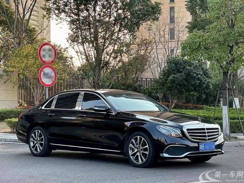 奔驰E级 E300L 2019款 2.0T 自动 汽油 豪华型 (国Ⅵ) 