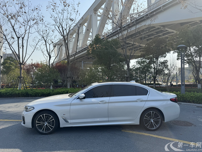 宝马5系 530Li 2021款 2.0T 自动 汽油 改款M运动套装 (国Ⅵ) 