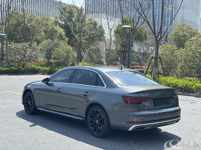 奥迪A4L 2019款 2.0T 自动 时尚型 (国Ⅵ) 