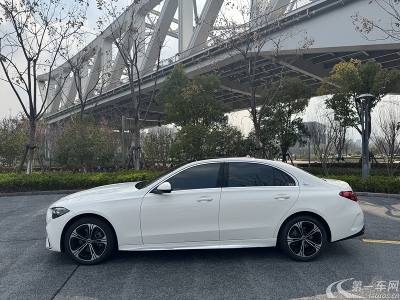 奔驰C级 C260L 2022款 1.5T 自动 改款运动版 (国Ⅵ) 