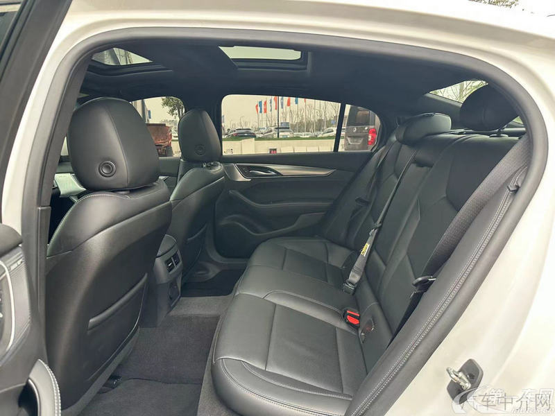 凯迪拉克CT5 2020款 2.0T 自动 豪华型 (国Ⅵ) 
