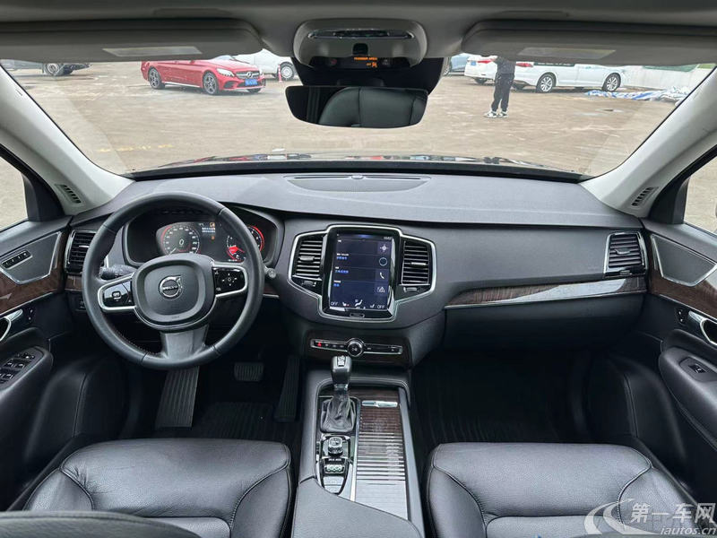 沃尔沃XC90 T6 [进口] 2015款 2.0T 自动 四驱 汽油 智尊版 