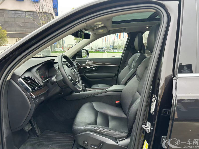 沃尔沃XC90 T6 [进口] 2015款 2.0T 自动 四驱 汽油 智尊版 