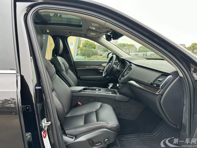 沃尔沃XC90 T6 [进口] 2015款 2.0T 自动 四驱 汽油 智尊版 