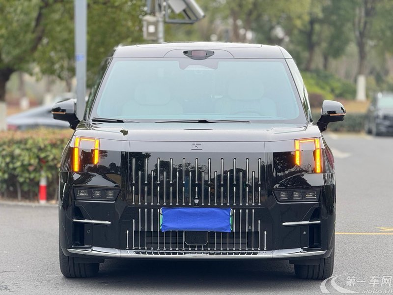 极氪ZEEKR 009 2024款 0.0T 自动 过道版108kWh 