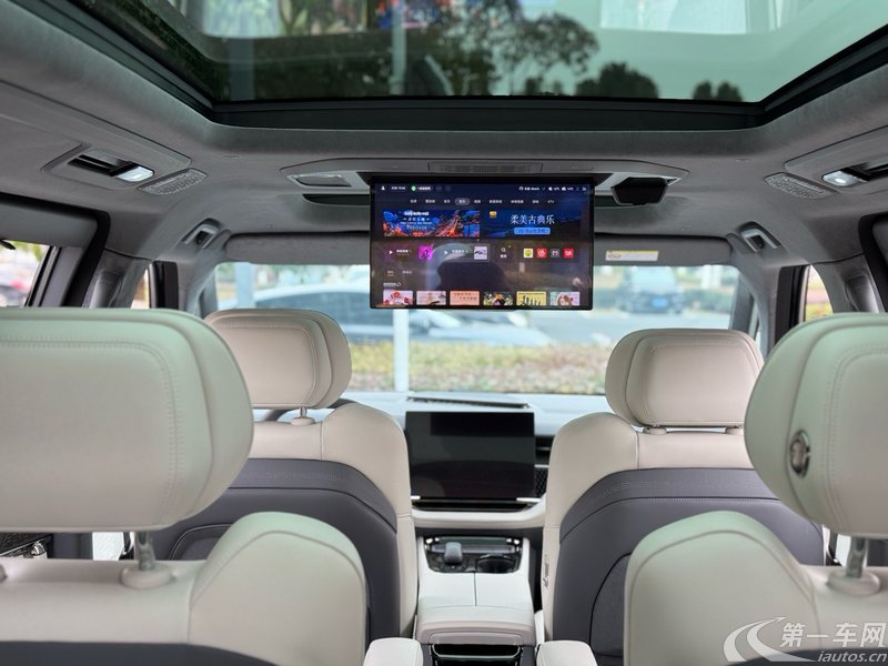 极氪ZEEKR 009 2024款 0.0T 自动 过道版108kWh 