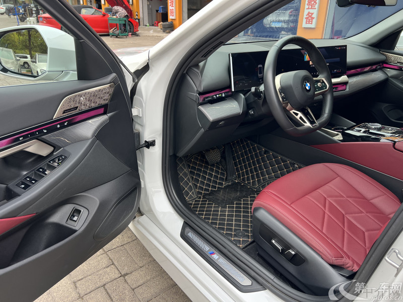 宝马5系 530Li 2024款 2.0T 自动 汽油 领先型M运动套装 (国Ⅵ) 