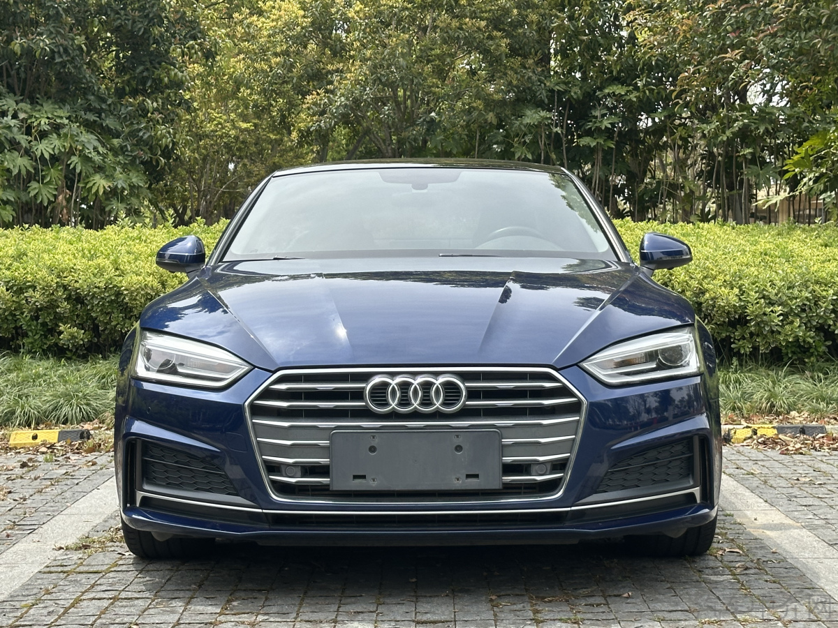 奥迪A5 Coupe 40TFSI [进口] 2017款 2.0T 自动 汽油 时尚型价格0万 