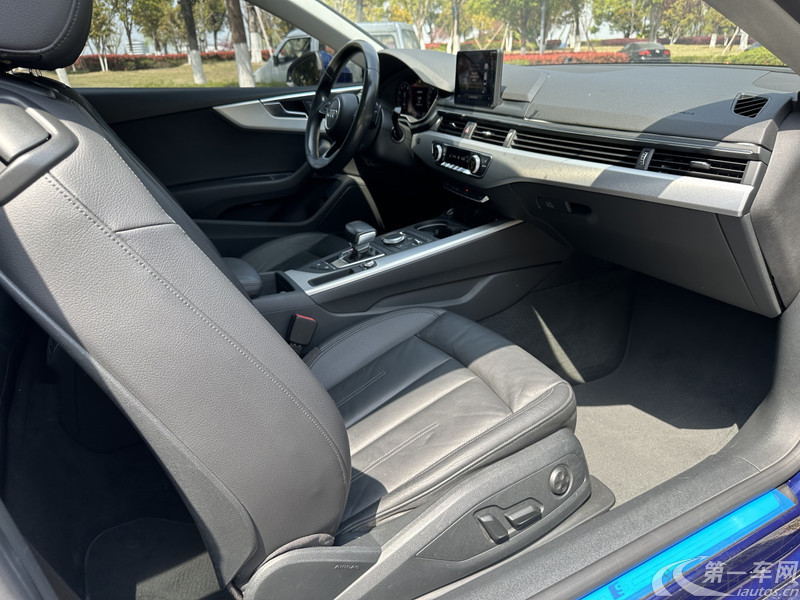 奥迪A5 Coupe 40TFSI [进口] 2017款 2.0T 自动 汽油 时尚型 