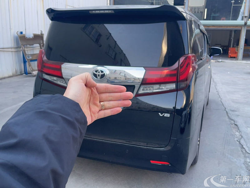 丰田埃尔法 [进口] 2018款 3.5L 自动 7座 尊贵版 