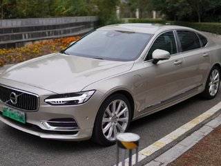 沃尔沃S90新能源 2.0T 自动 荣誉版 