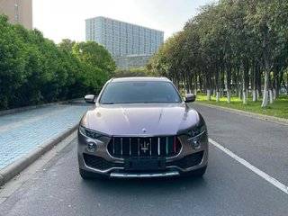 玛莎拉蒂Levante 3.0T 自动 标准版 
