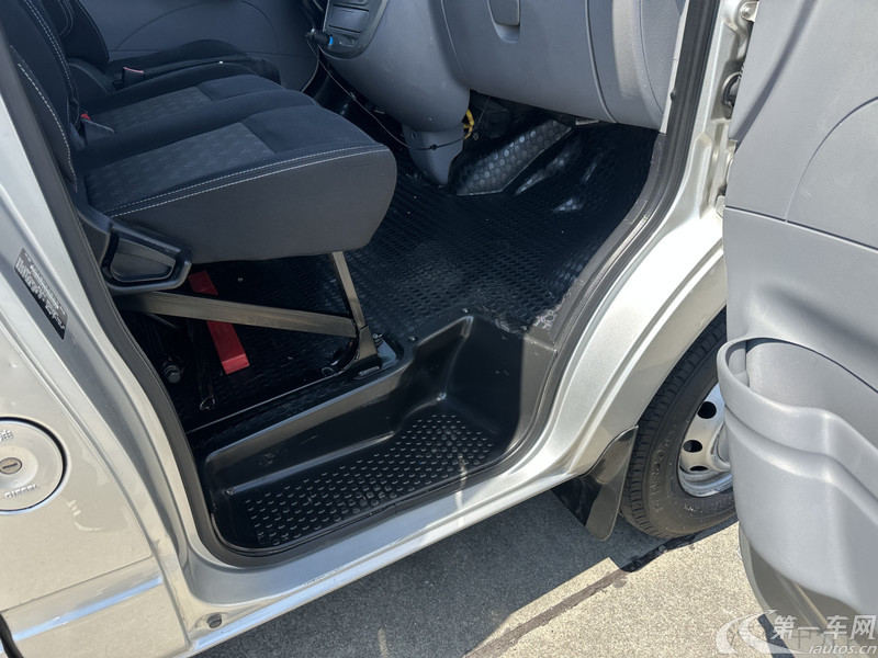 【舟山二手MAXUS迈克萨斯上汽MAXUS V80】MAXUS迈克萨斯V80 2020款 2.5T 手动 经典城配王短轴中顶