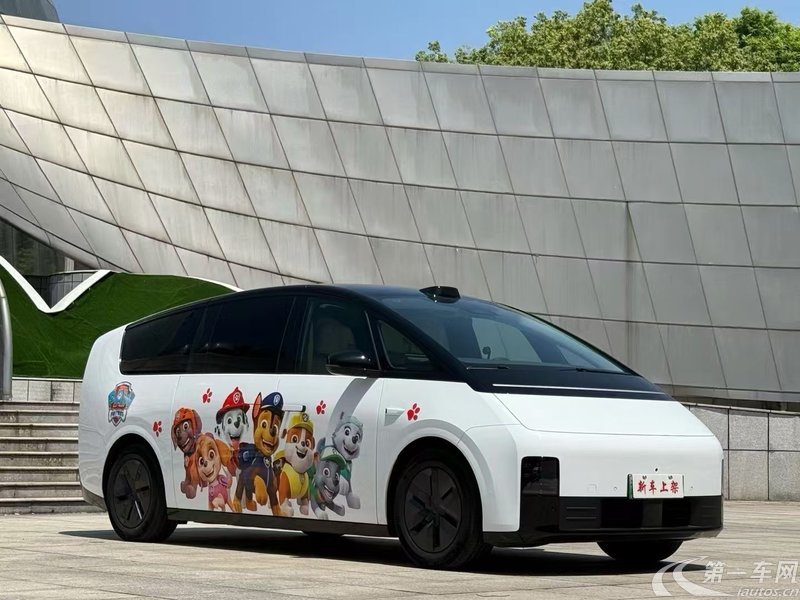 理想MEGA 2024款 0.0T 自动 Ultra 