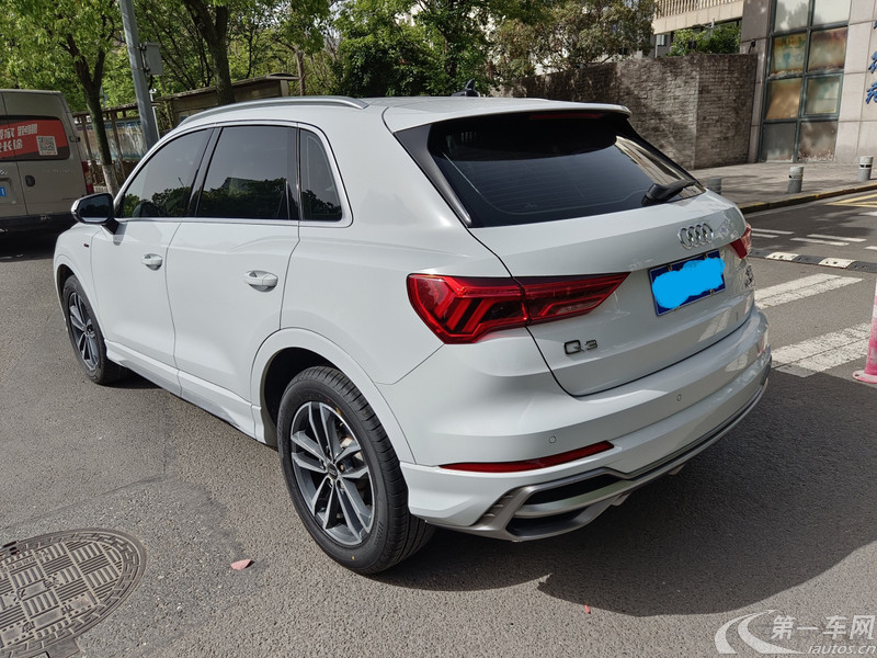 奥迪Q3 35TFSI 2022款 1.4T 自动 前驱 时尚动感型 (国Ⅵ) 