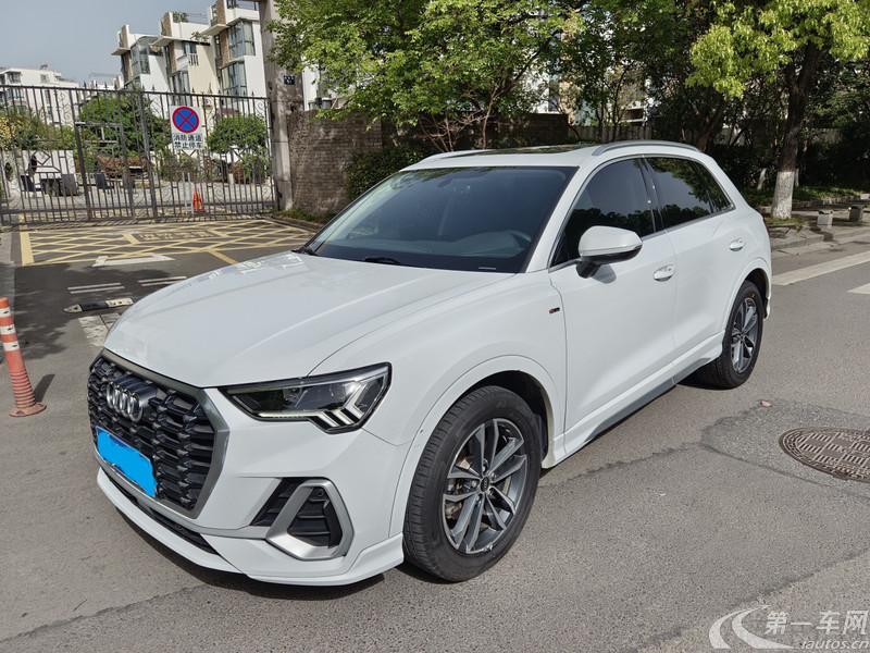 奥迪Q3 35TFSI 2022款 1.4T 自动 前驱 时尚动感型 (国Ⅵ) 