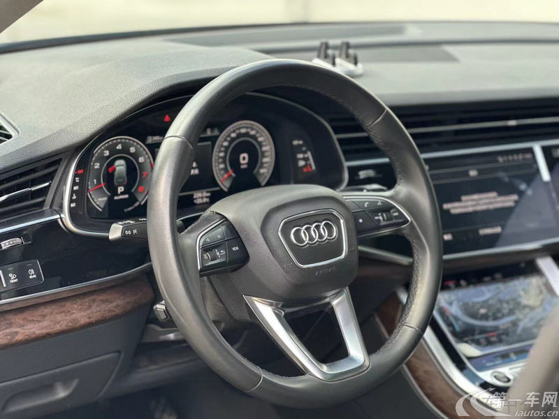 奥迪Q7 [进口] 2023款 3.0T 自动 标准型欧规版平行进口 