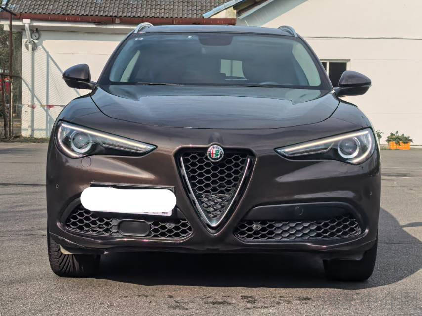 阿尔法罗密欧Stelvio [进口] 2017款 2.0T 自动 200HP豪华版价格0万 