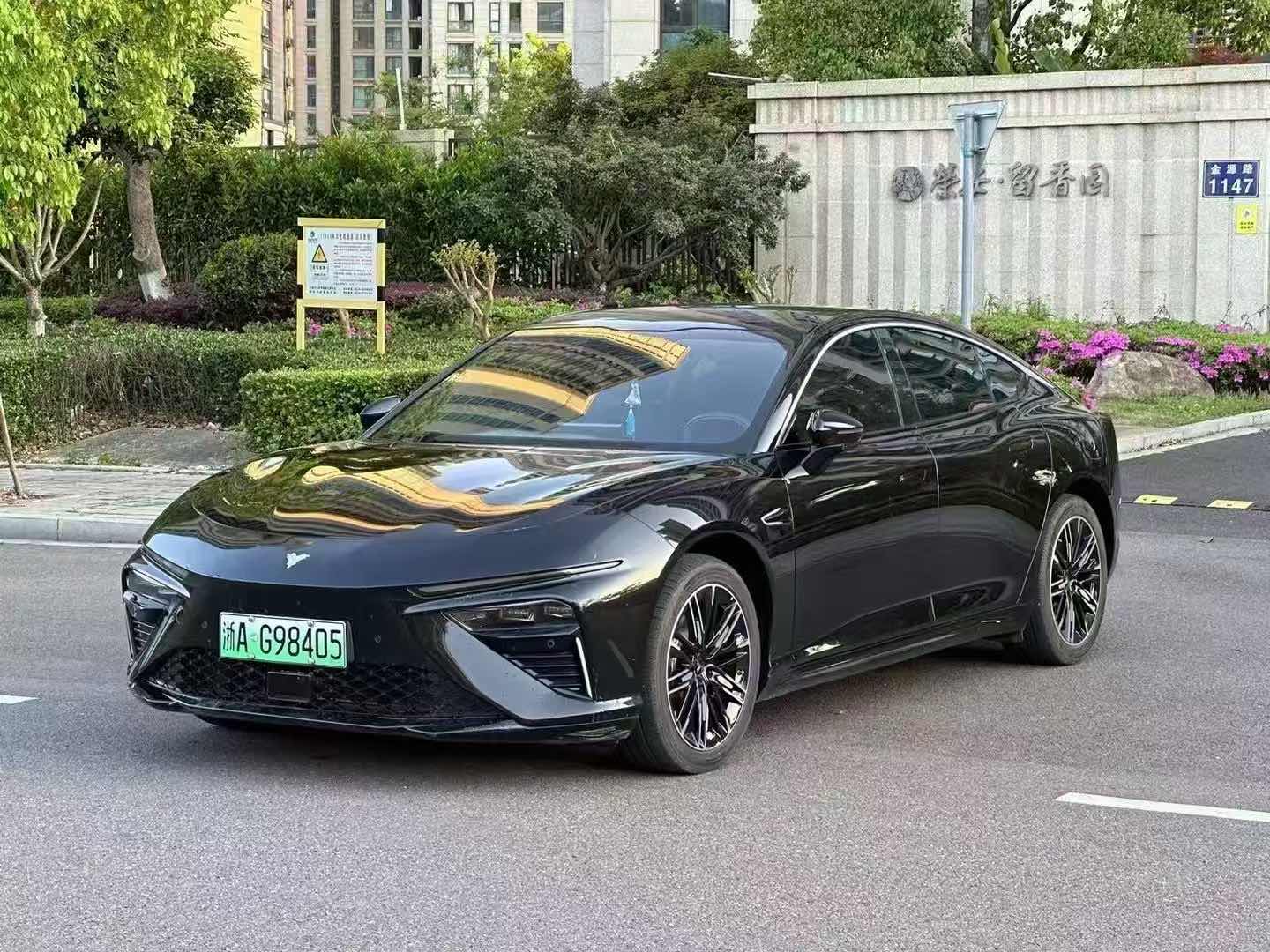 哪吒S 2024款 自动 1060版 油电混合价格0万
