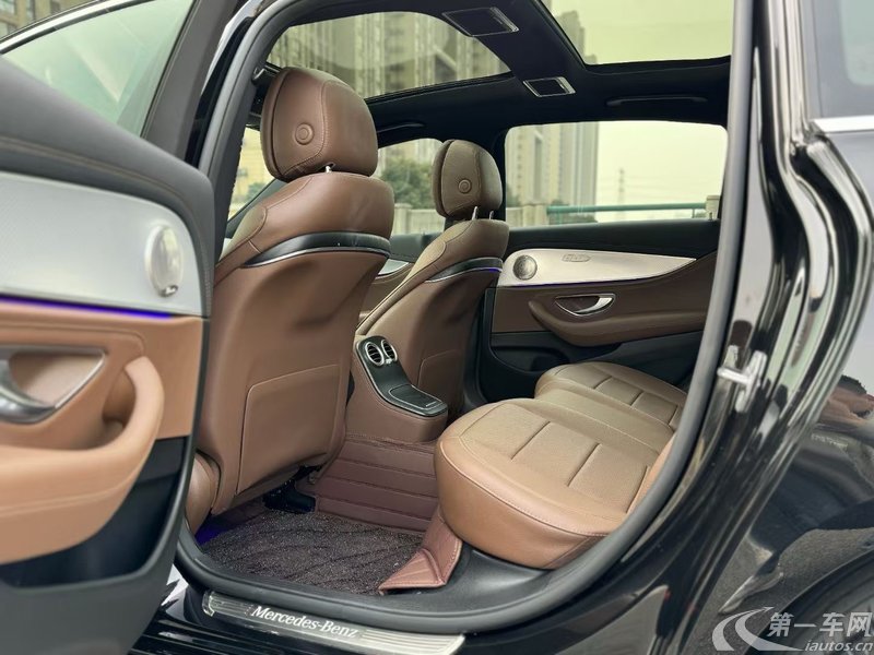 奔驰E级 260L 2023款 2.0T 自动 汽油 运动型 (国Ⅵ) 