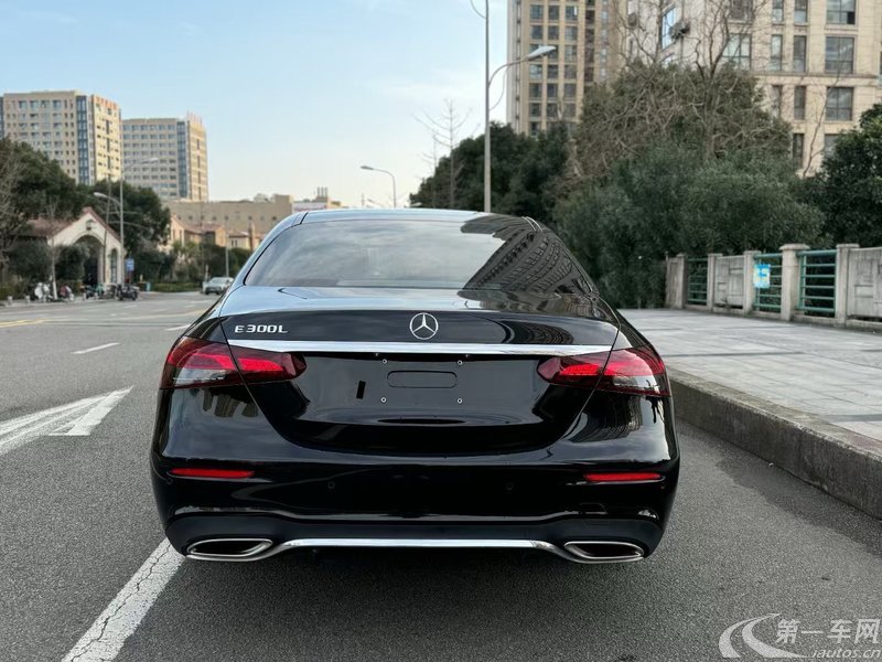 奔驰E级 260L 2023款 2.0T 自动 汽油 运动型 (国Ⅵ) 