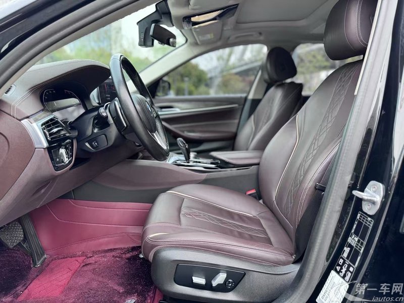 宝马5系 530Li 2020款 2.0T 自动 汽油 领先型豪华套装 (国Ⅵ) 