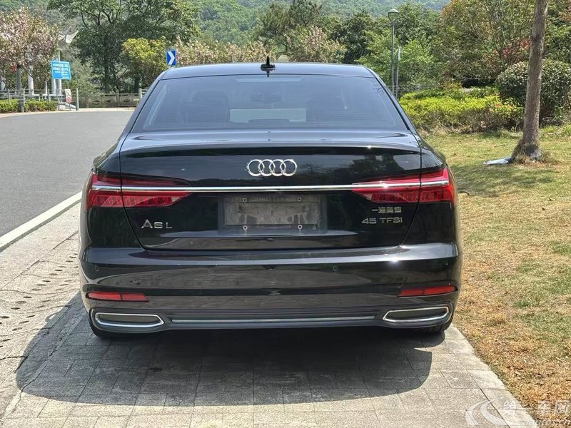 奥迪A6L 45TFSI 2021款 2.0T 自动 臻选动感型 (国Ⅵ) 